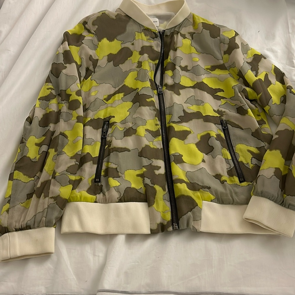 Bomber jacket